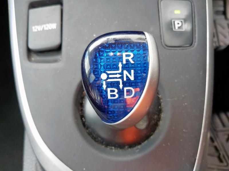 2015 TOYOTA AURIS EXCEL