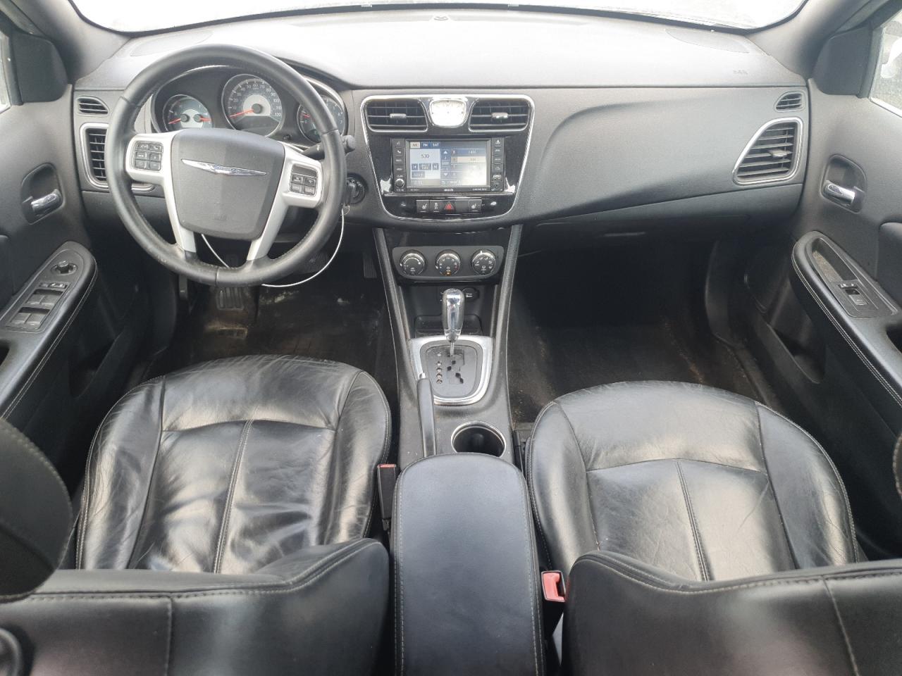 2012 Chrysler 200 Limited VIN: 1C3CCBCG2CN326404 Lot: 68209425