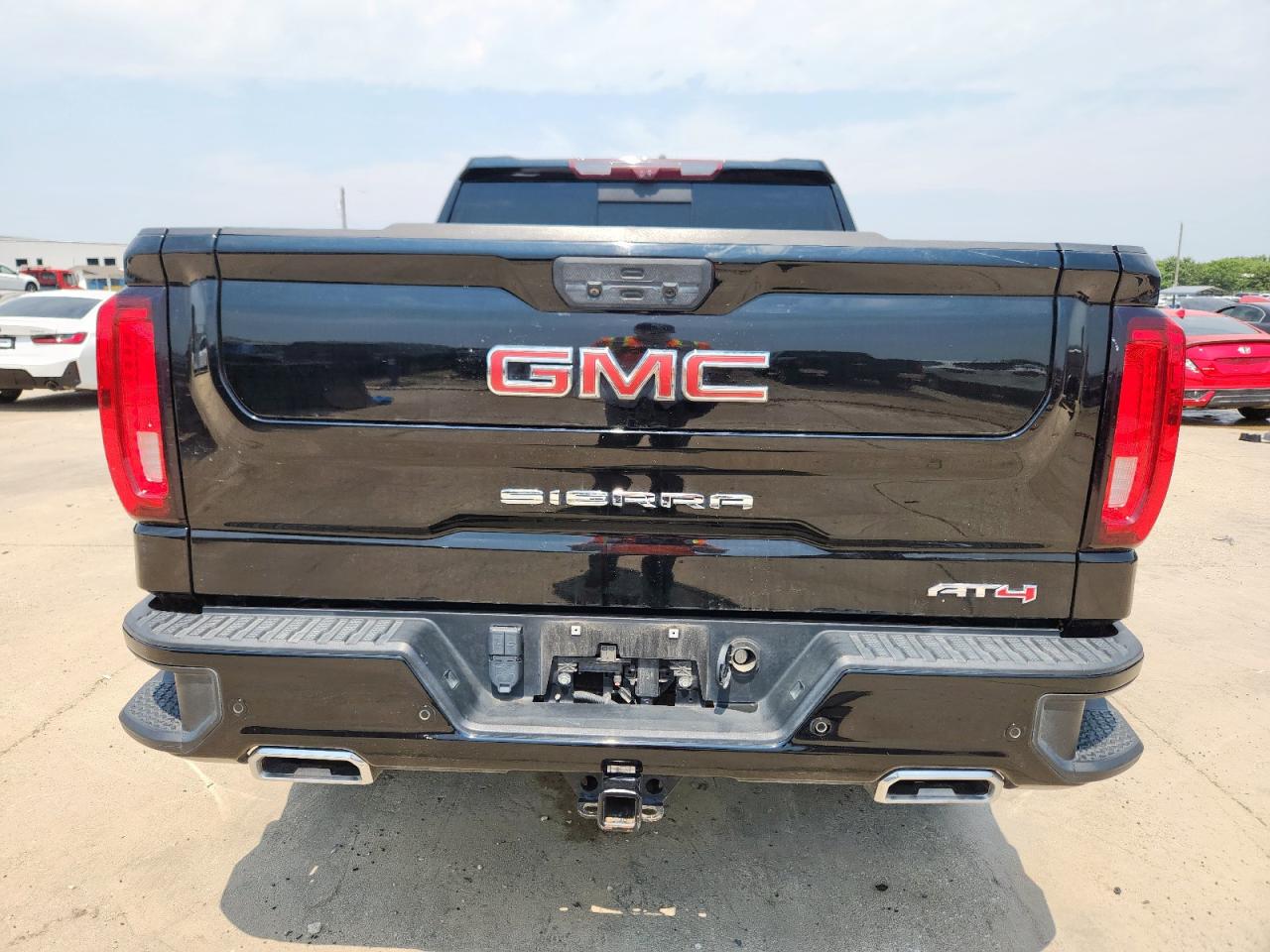 2021 GMC Sierra K1500 At4 VIN: 3GTU9EET8MG308333 Lot: 70448405