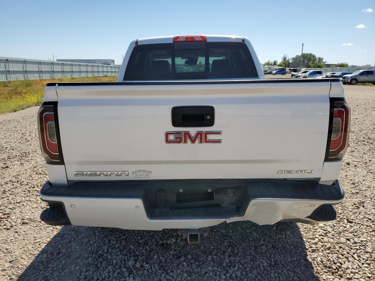 2017 GMC Sierra K1500 Denali VIN: 3GTU2PEJ2HG304136 Lot: 70261485