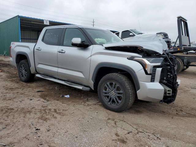  TOYOTA TUNDRA 2024 Серебристый