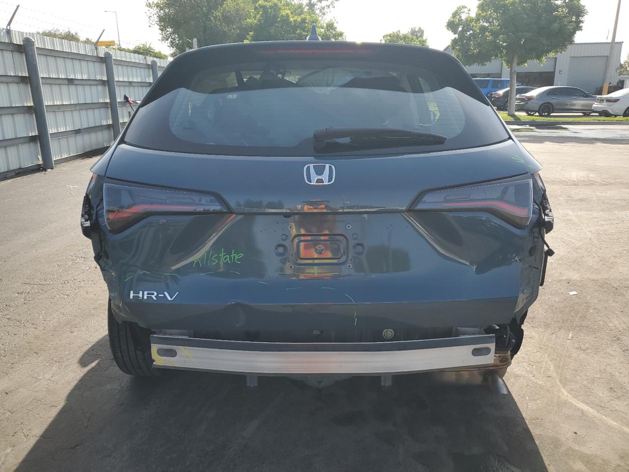 2024 Honda Hr-V Lx VIN: 3CZRZ1H38RM747271 Lot: 70182565