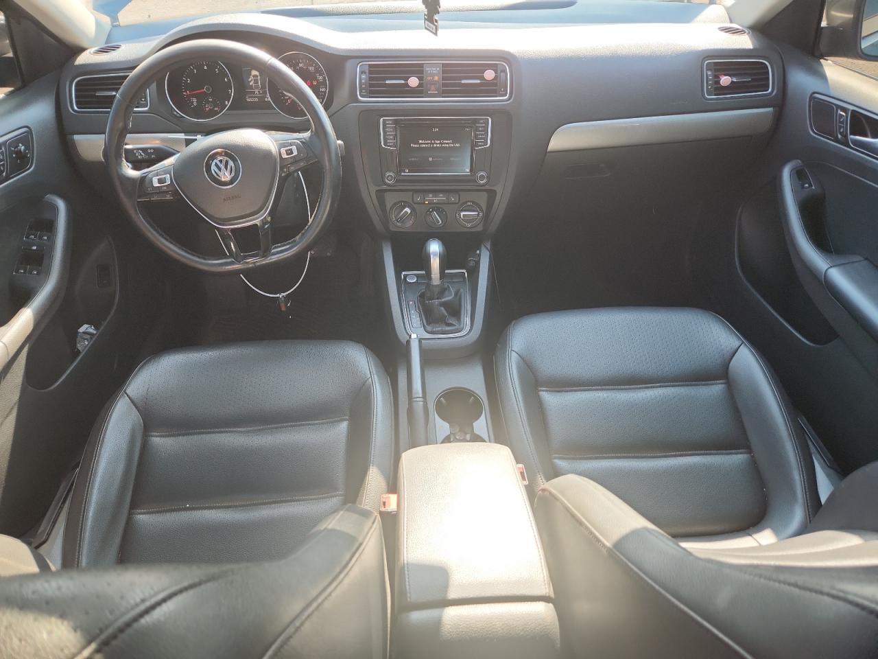 3VWDB7AJ2HM336105 2017 Volkswagen Jetta Se