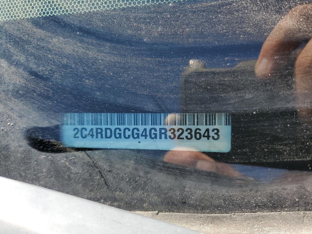 2016 Dodge Grand Caravan Sxt VIN: 2C4RDGCG4GR323643 Lot: 70001785