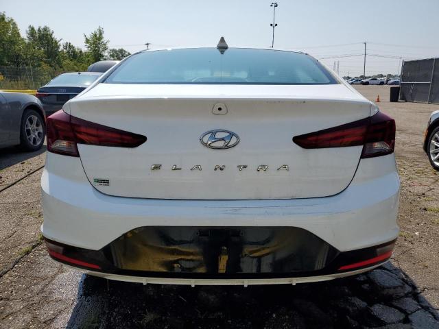  HYUNDAI ELANTRA 2019 Biały