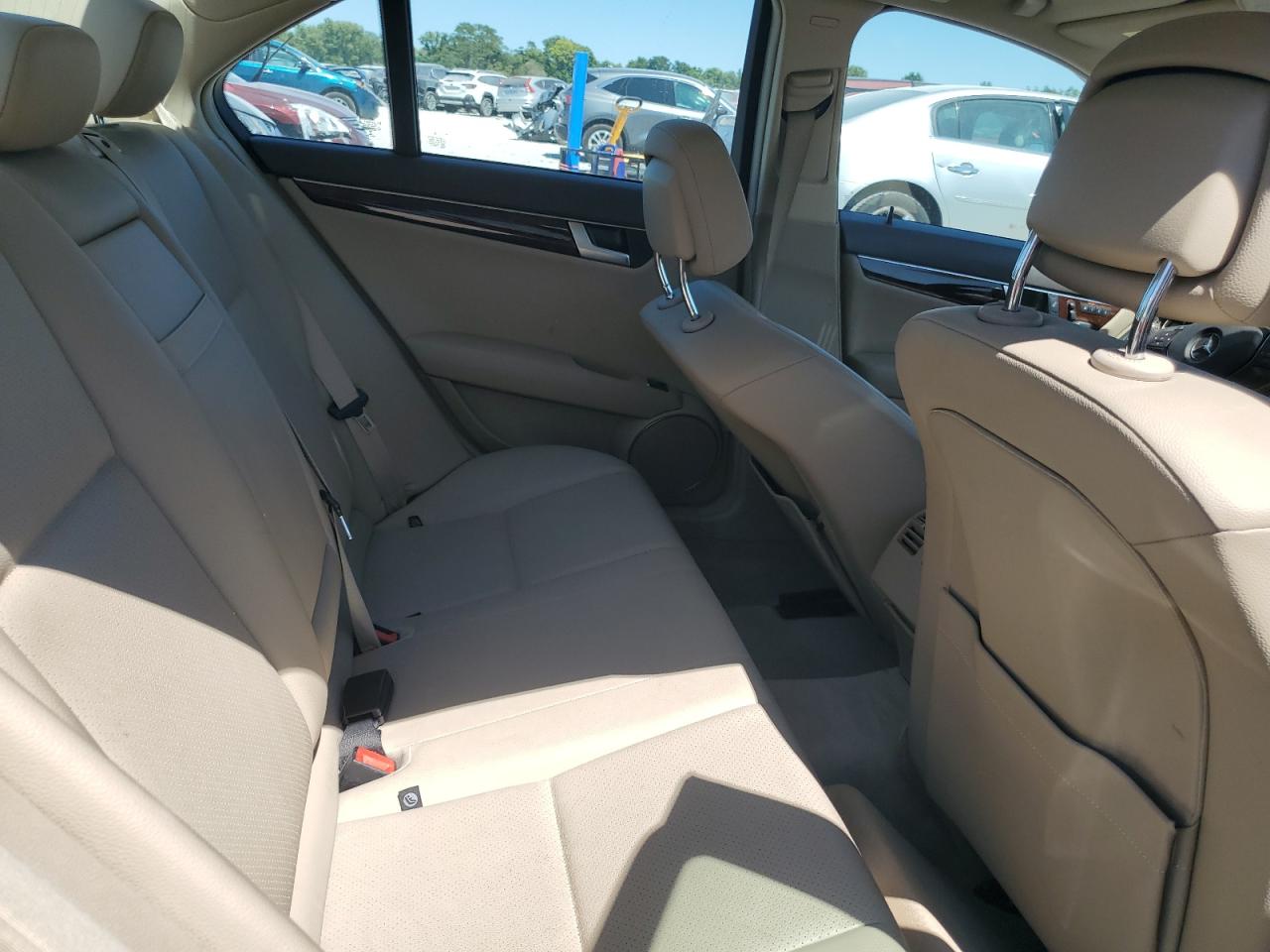 2014 Mercedes-Benz C 250 VIN: WDDGF4HB6EG221875 Lot: 70471885