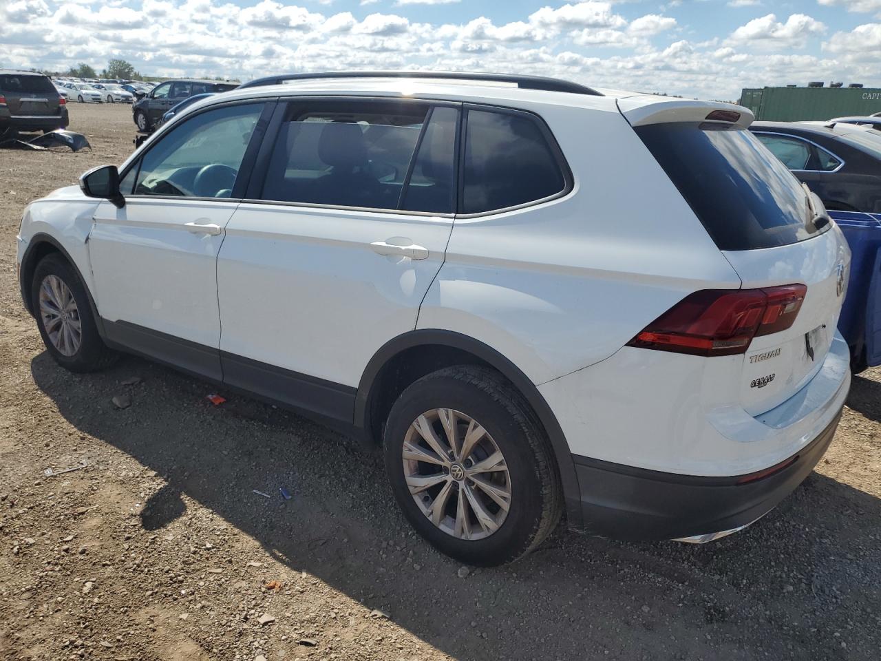 2018 Volkswagen Tiguan S white null gas 3VV1B7AX1JM163159 photo #3