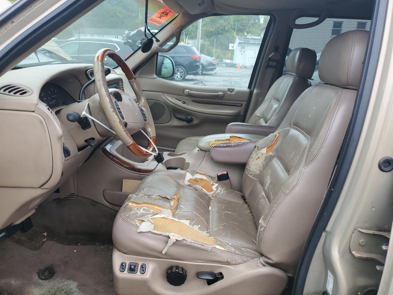 1998 Lincoln Navigator VIN: 5LMFU28L2WLJ04322 Lot: 69456705