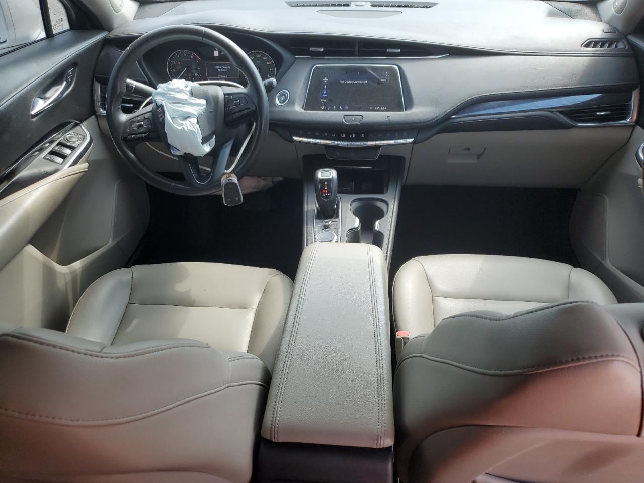 2019 Cadillac Xt4 Luxury VIN: 1GYAZAR40KF190415 Lot: 69035365