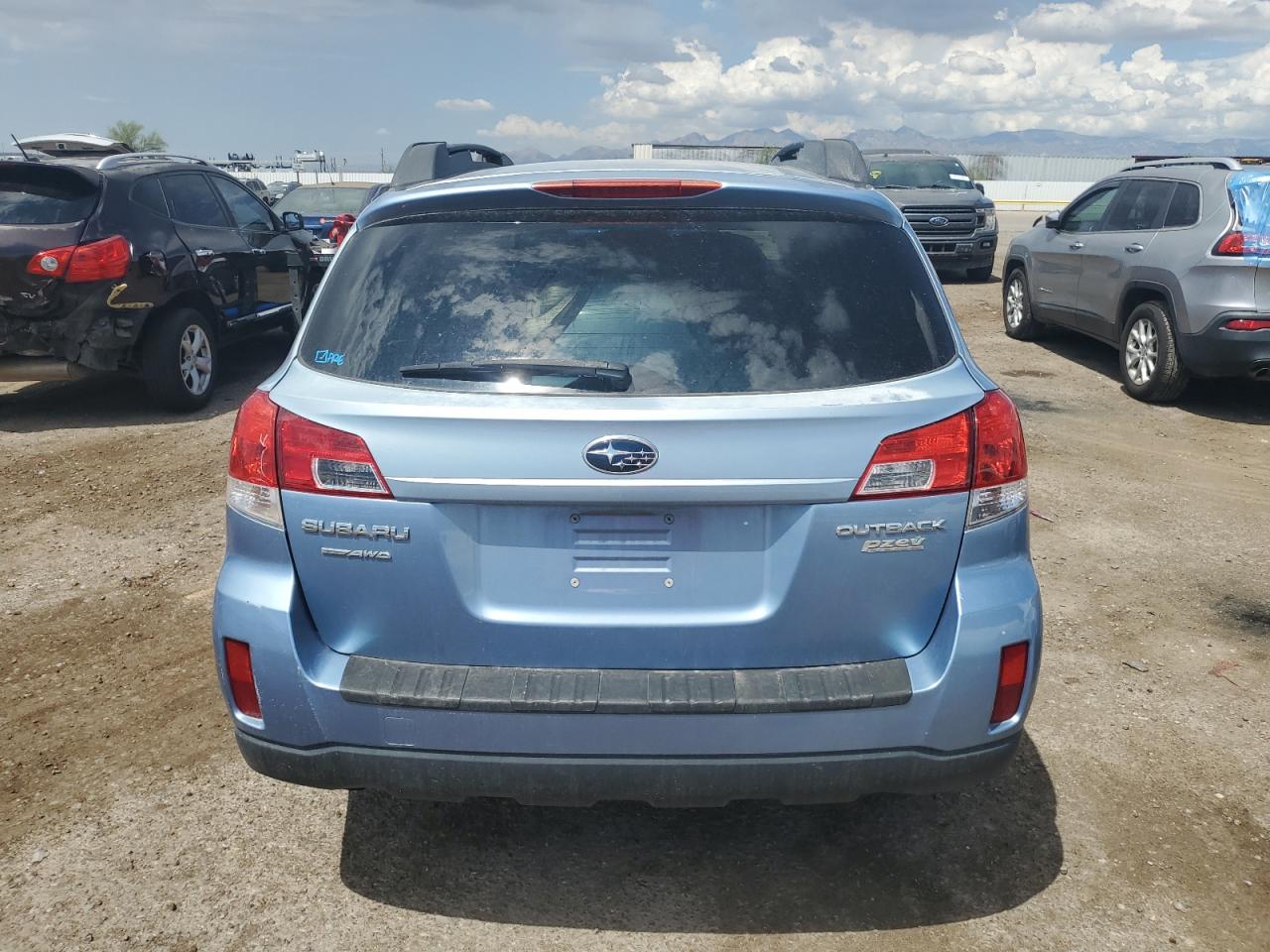 2010 Subaru Outback 2.5I Premium VIN: 4S4BRBCC3A3372475 Lot: 70334845