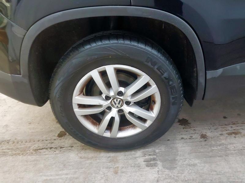 2012 VOLKSWAGEN TIGUAN S T