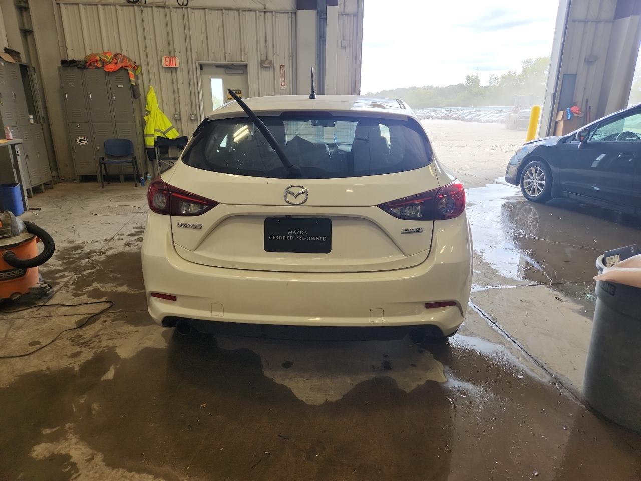 2017 Mazda 3 Touring VIN: JM1BN1L36H1123149 Lot: 70928045