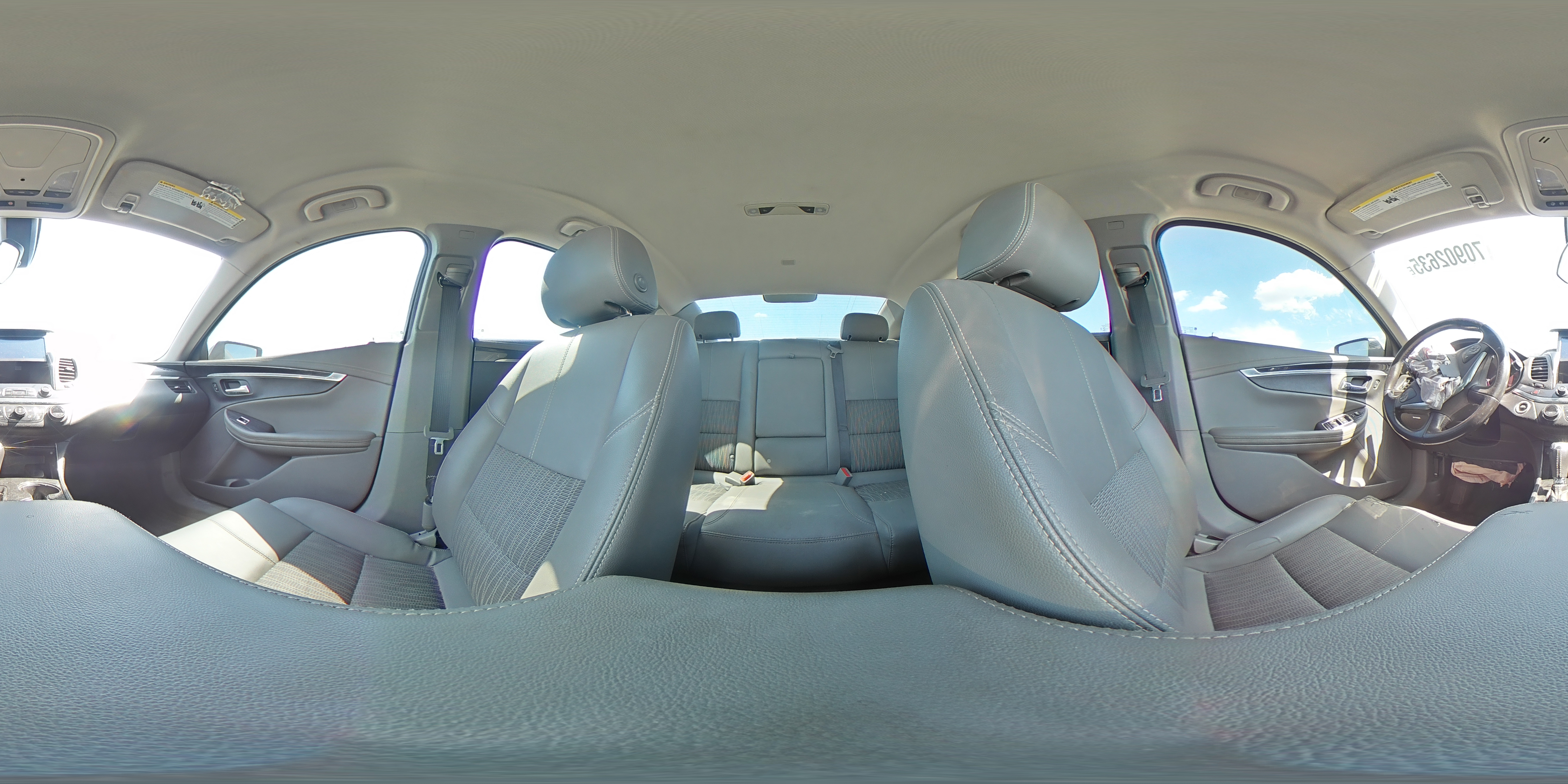 2018 Chevrolet Impala Lt VIN: 1G1105SA9JU140512 Lot: 70902635