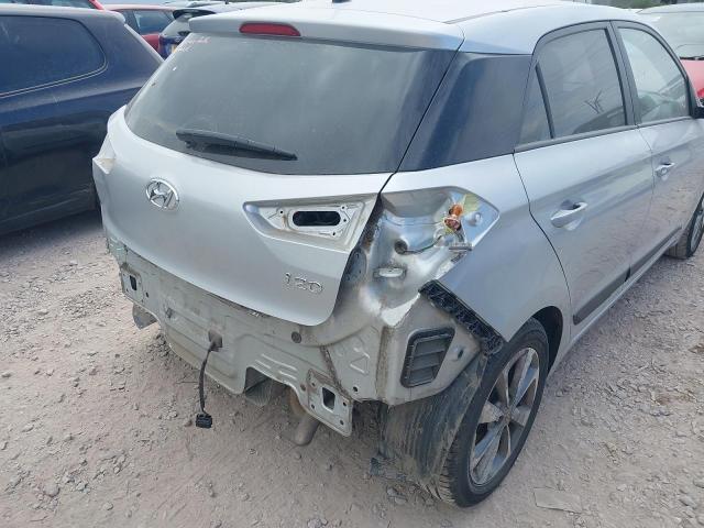 2015 HYUNDAI I20 PREMIU