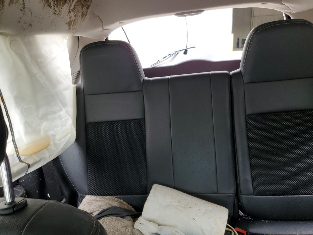 2015 Jeep Compass Latitude VIN: 1C4NJDEBXFD381877 Lot: 67523155