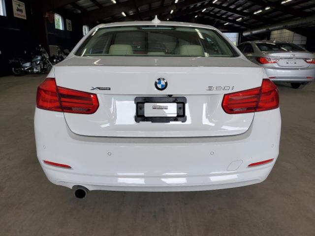 Sedans BMW 3 SERIES 2016 Biały