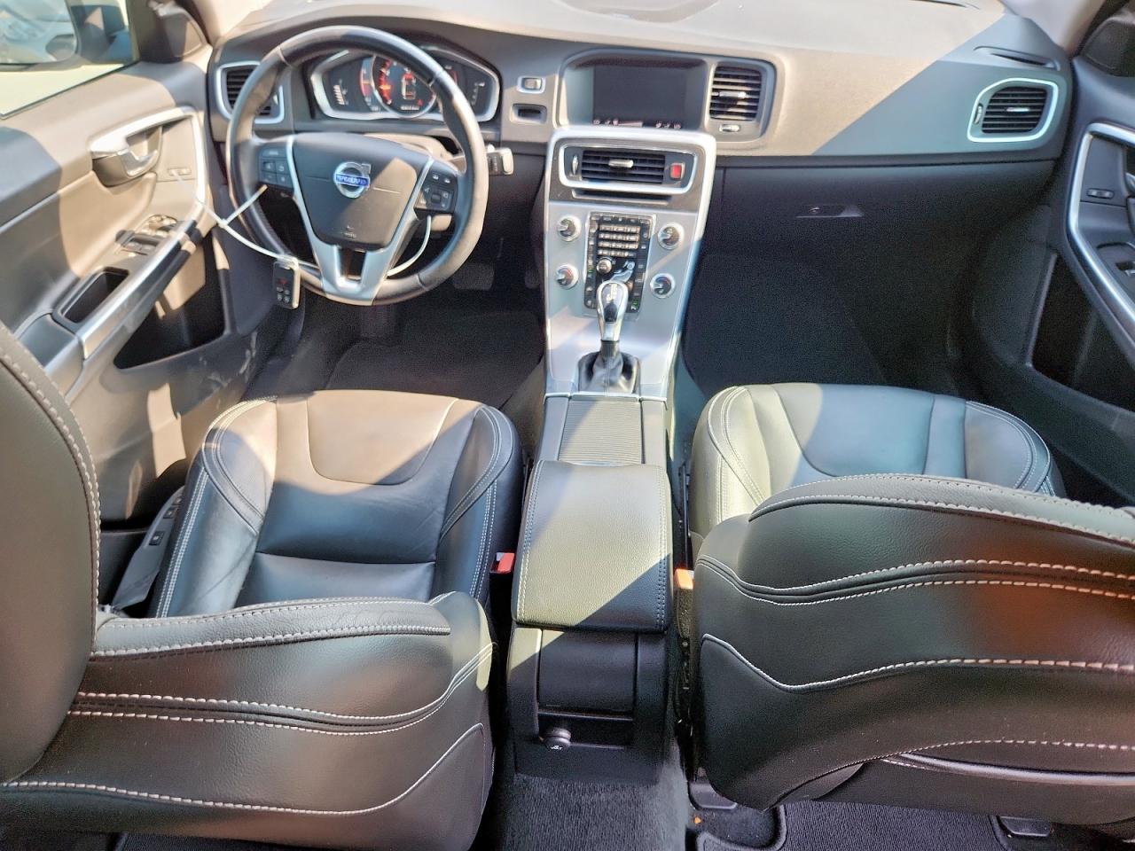 2017 Volvo S60 VIN: YV126MFL8H2438419 Lot: 70276545