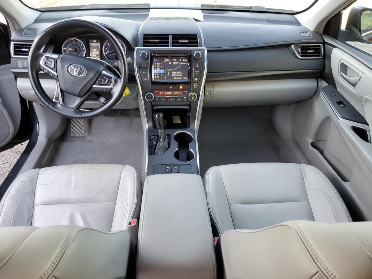 2015 Toyota Camry Le VIN: 4T4BF1FK0FR502726 Lot: 69798475
