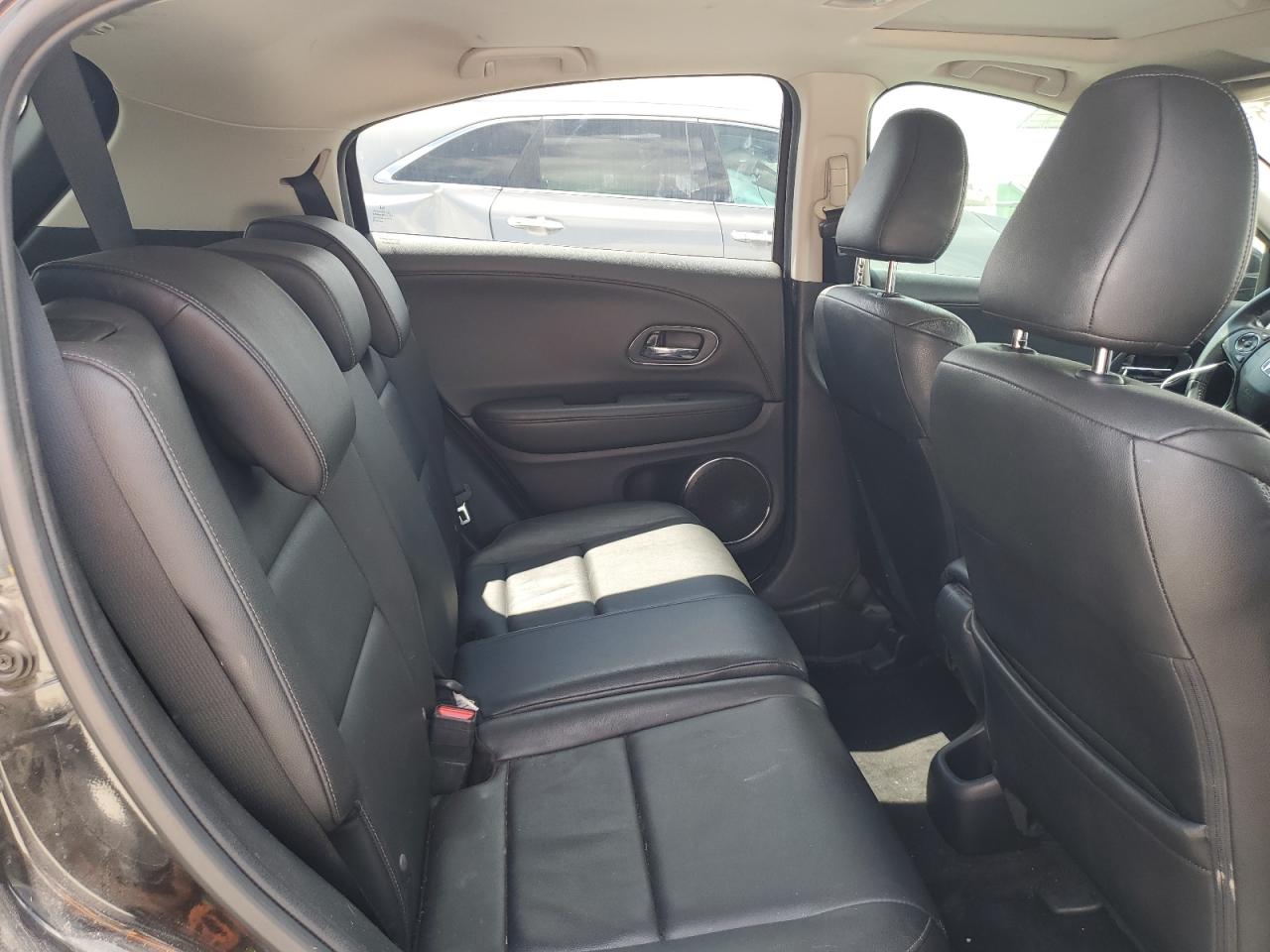 2016 Honda Hr-V Exl VIN: 3CZRU5H77GM721332 Lot: 69821065