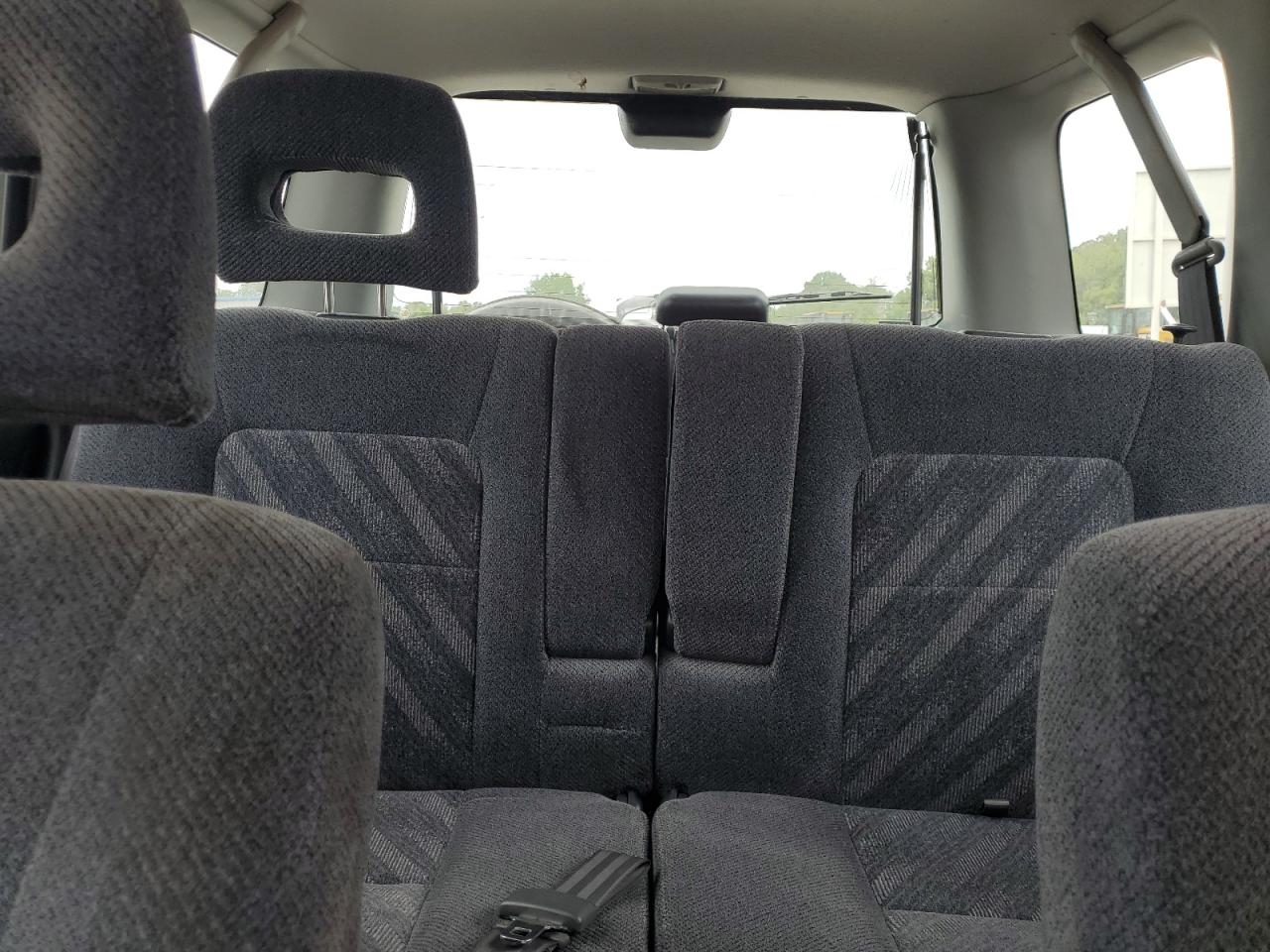 1999 Honda Cr-V Lx VIN: JHLRD2845XC017578 Lot: 66605695