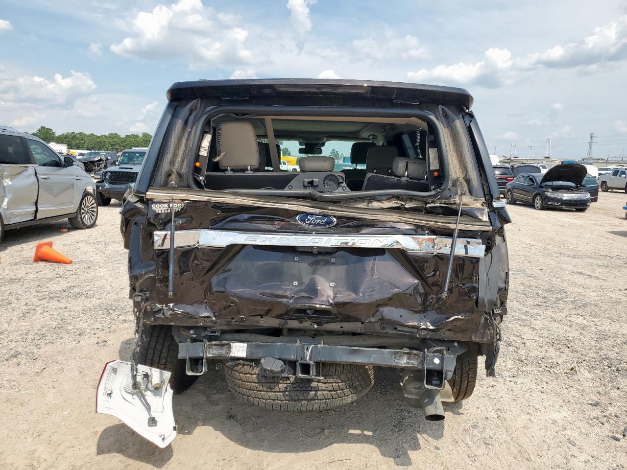 2021 Ford Expedition Xlt VIN: 1FMJU1HT2MEA12054 Lot: 69475145