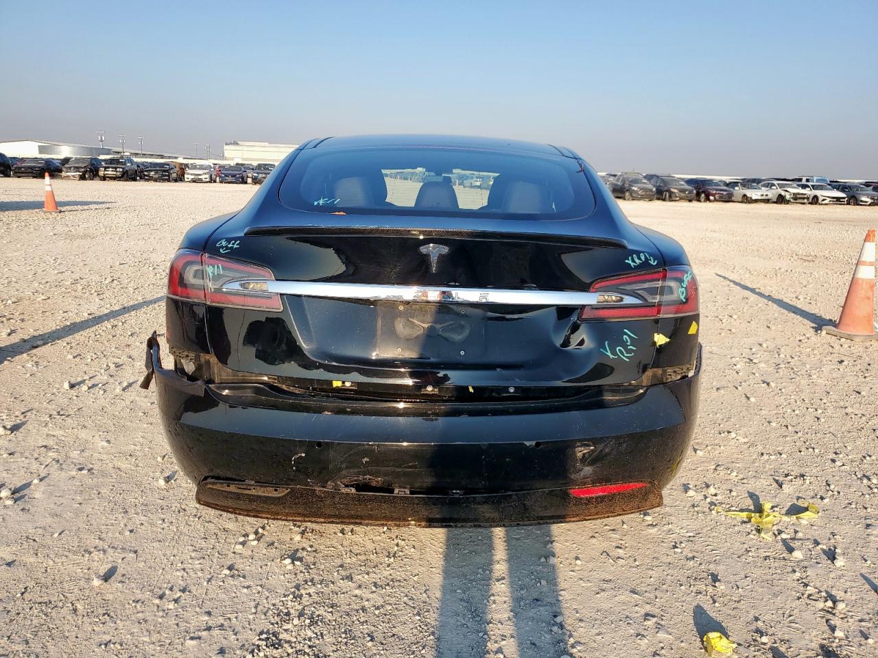 2017 Tesla Model S VIN: 5YJSA1E20HF185430 Lot: 70451535