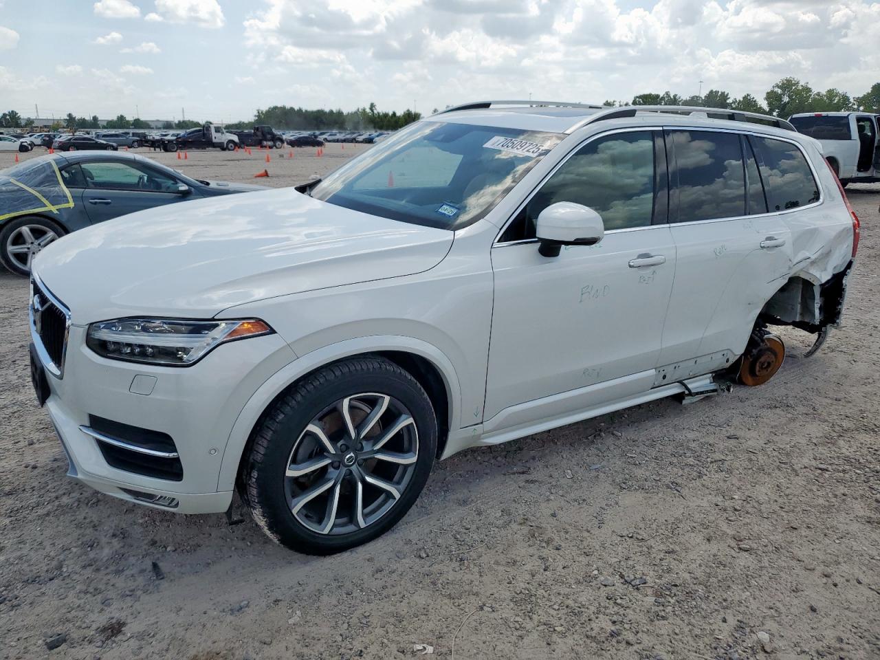 2018 VOLVO XC90