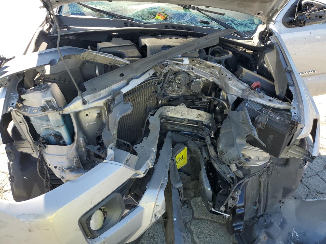 2016 Toyota Tacoma Access Cab VIN: 5TFRZ5CN5GX004886 Lot: 70063765