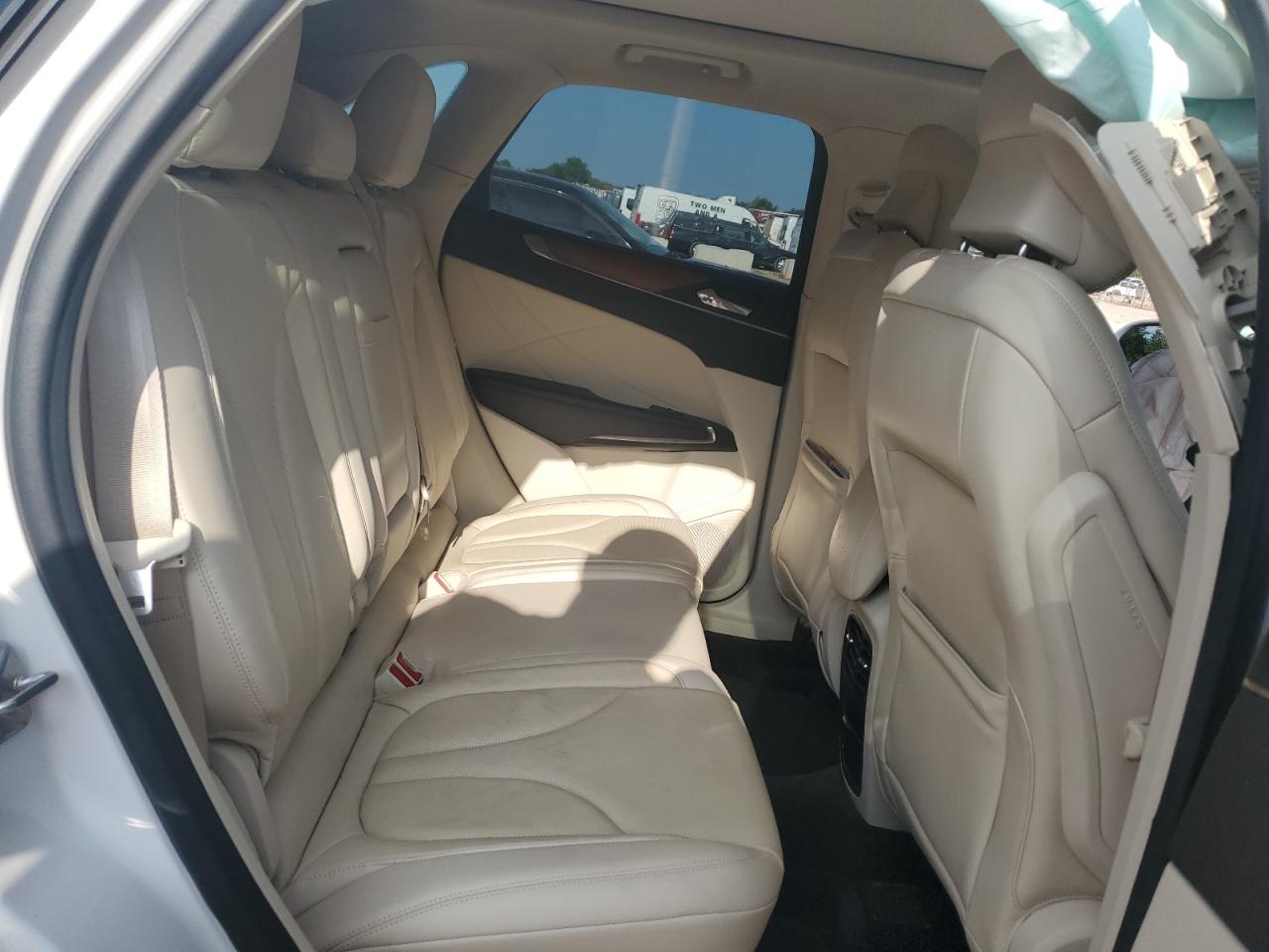 2016 Lincoln Mkc Reserve VIN: 5LMCJ3C90GUJ31950 Lot: 69206945