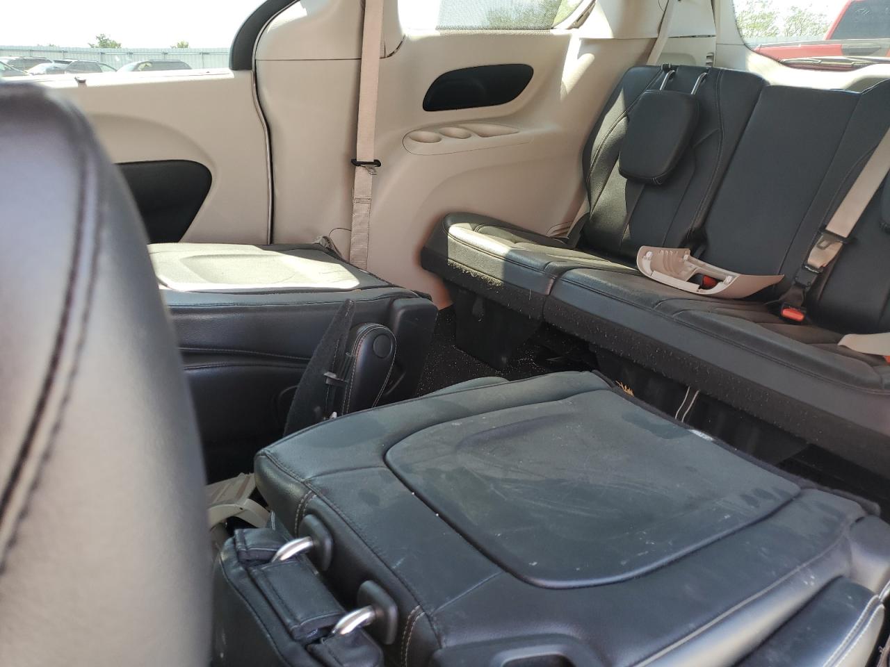 2022 Chrysler Pacifica Touring L VIN: 2C4RC1BG4NR144839 Lot: 69222675