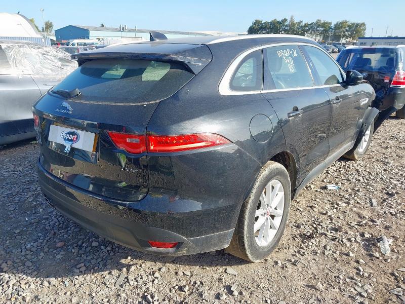 2017 JAGUAR F-PACE PRESTIGE
