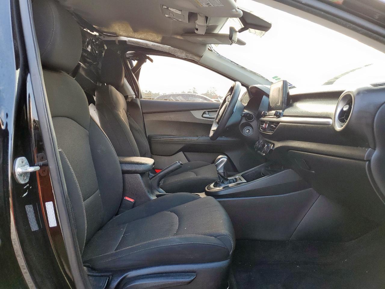 2019 Kia Forte Fe VIN: 3KPF24AD1KE095207 Lot: 70568935