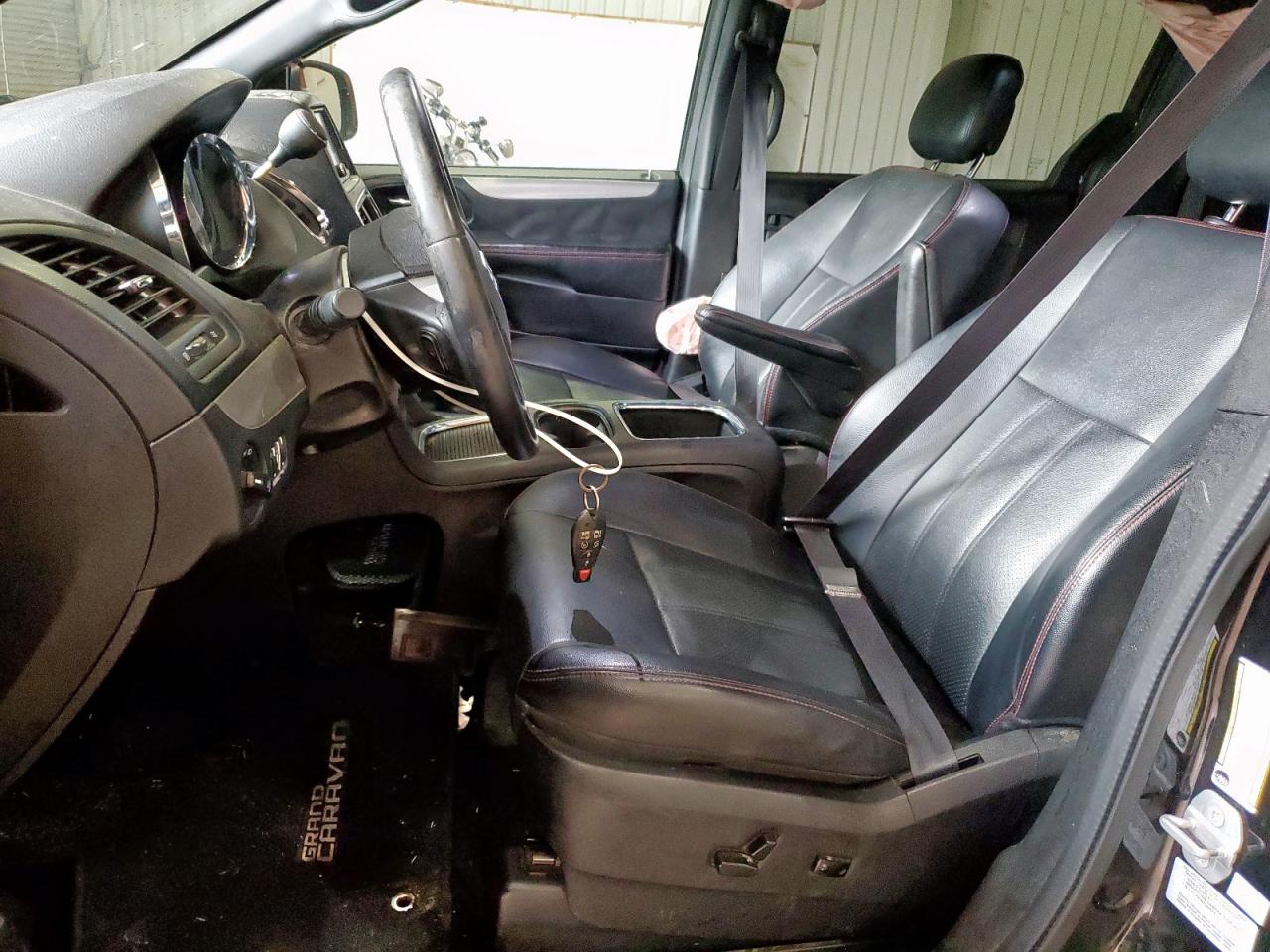 2016 Dodge Grand Caravan R/T VIN: 2C4RDGEG7GR223940 Lot: 70683445