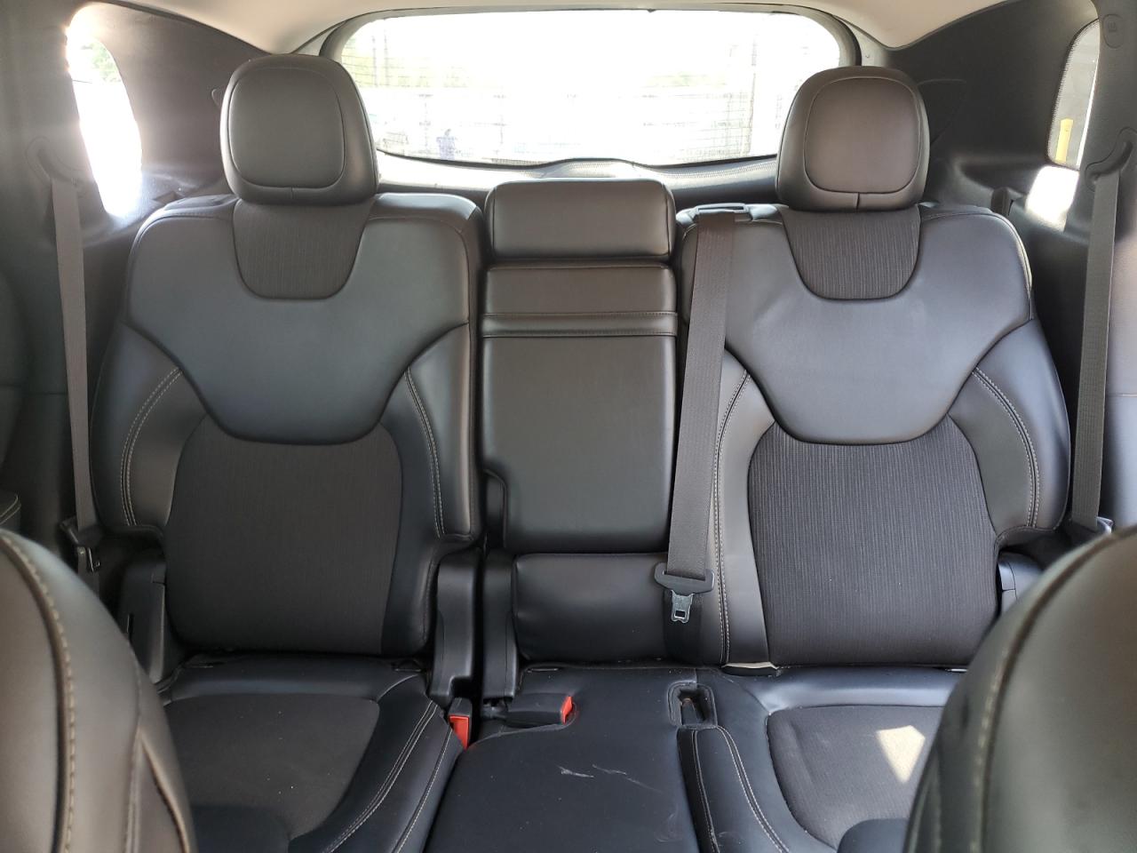 2018 Jeep Cherokee Latitude Plus VIN: 1C4PJLLB6JD534057 Lot: 70677125