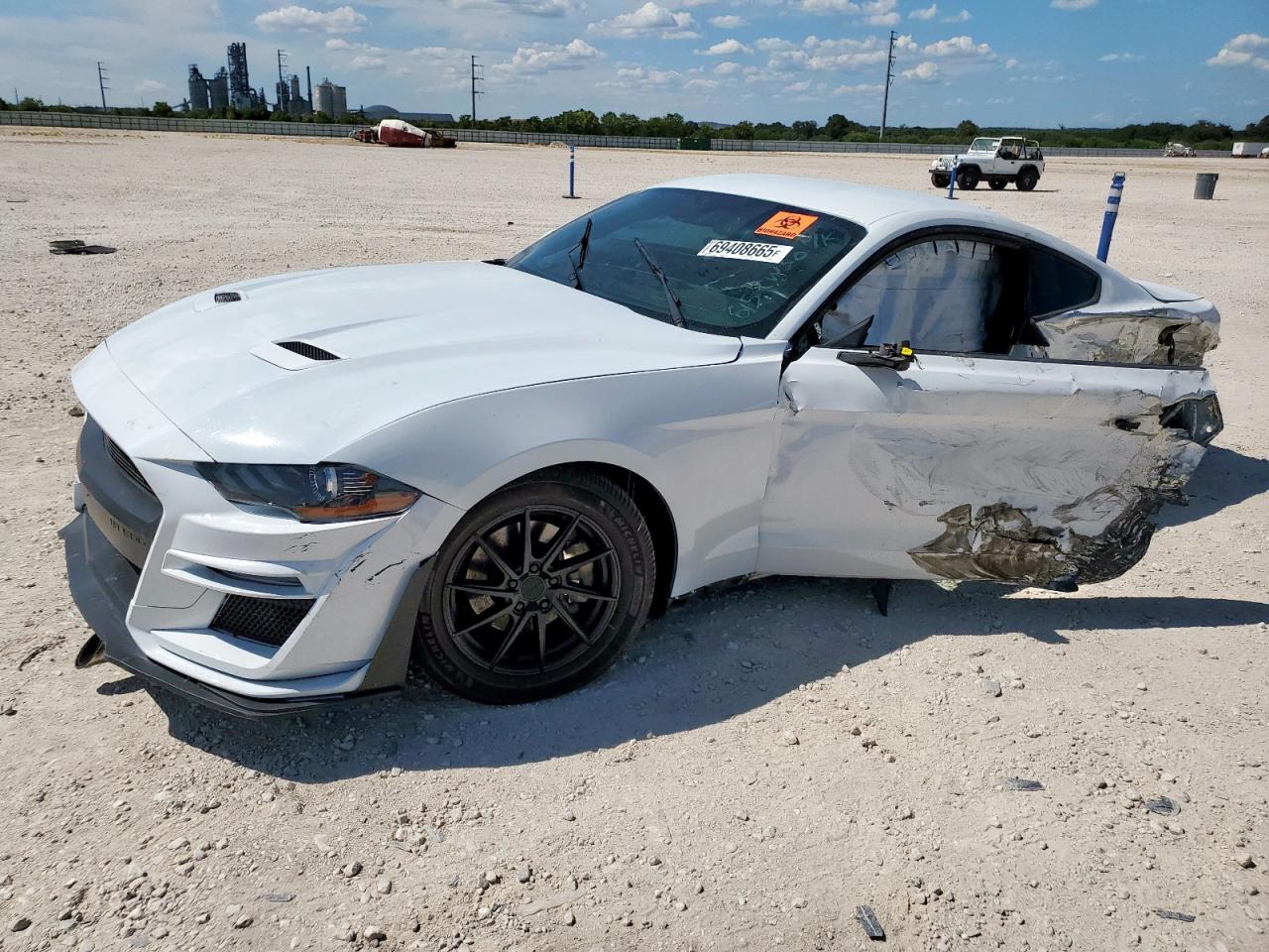 2019 Ford Mustang white null gas 1FA6P8TH2K5192524 photo #1