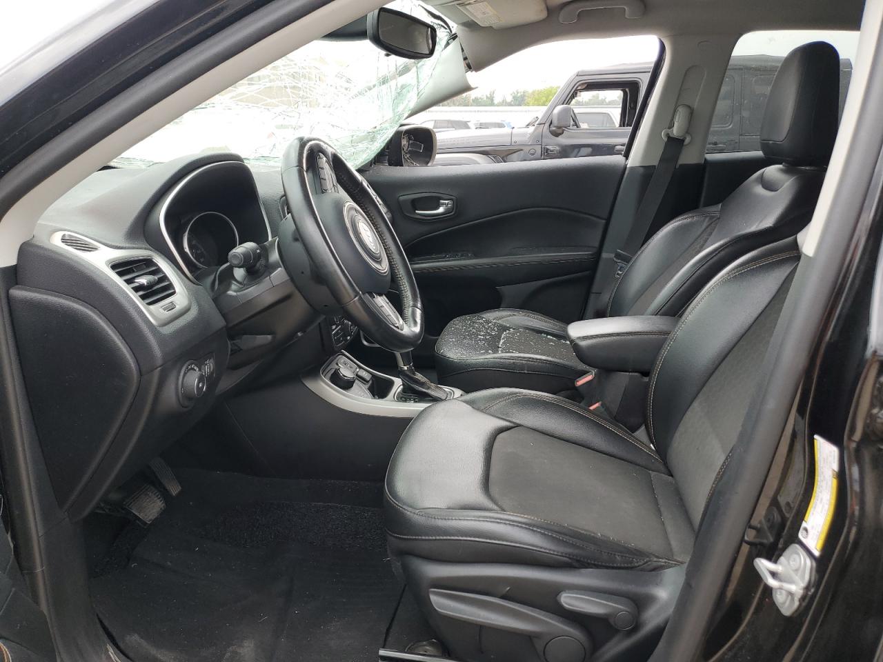 2019 Jeep Compass Latitude VIN: 3C4NJDBB8KT600778 Lot: 67930215