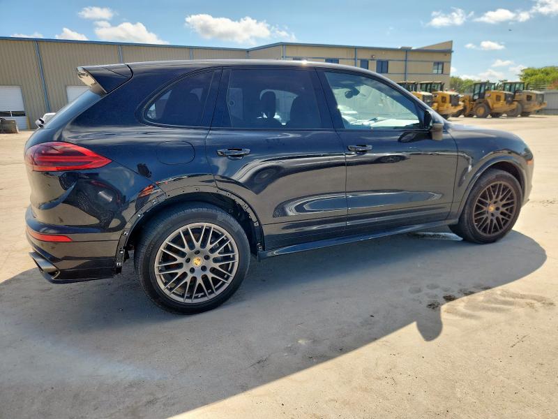  PORSCHE CAYENNE 2017 Czarny