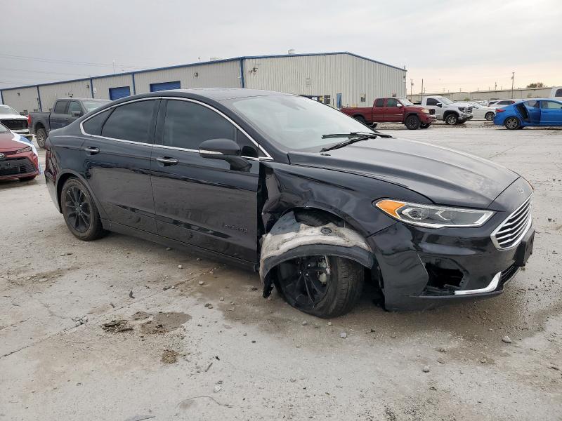  FORD FUSION 2019 Черный