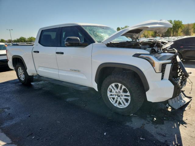  TOYOTA TUNDRA 2022 Biały