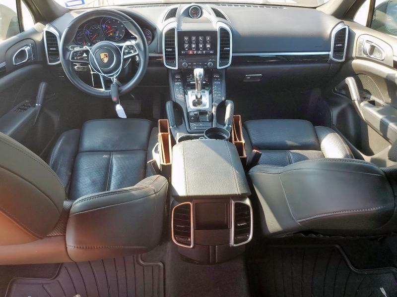  PORSCHE CAYENNE 2017 Czarny
