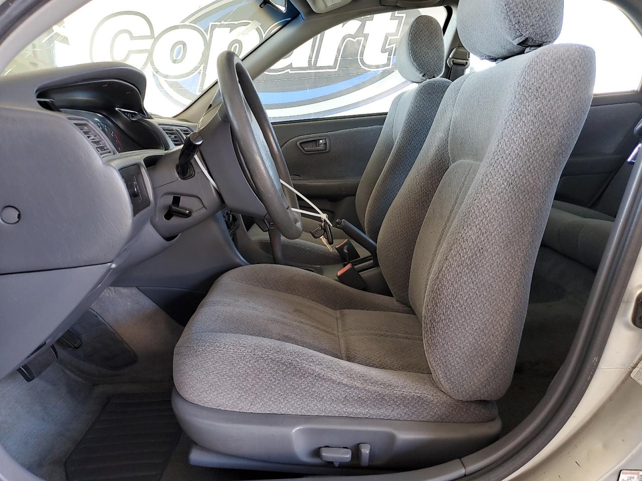 2000 Toyota Camry Le VIN: JT2BF28K4Y0269602 Lot: 69127465