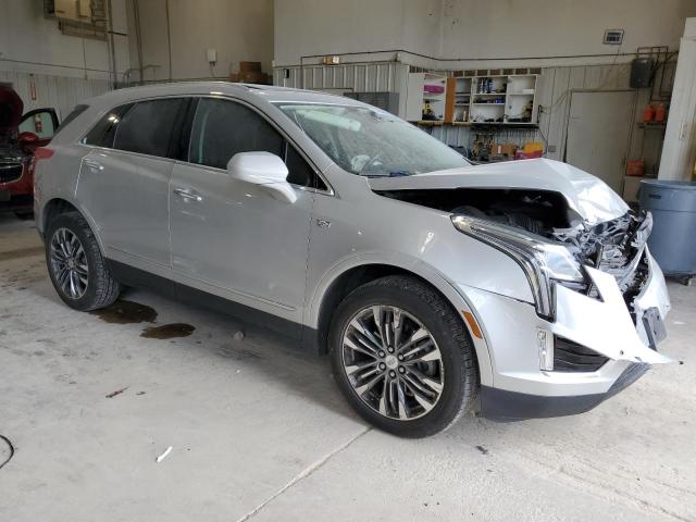  CADILLAC XT5 2017 Серебристый