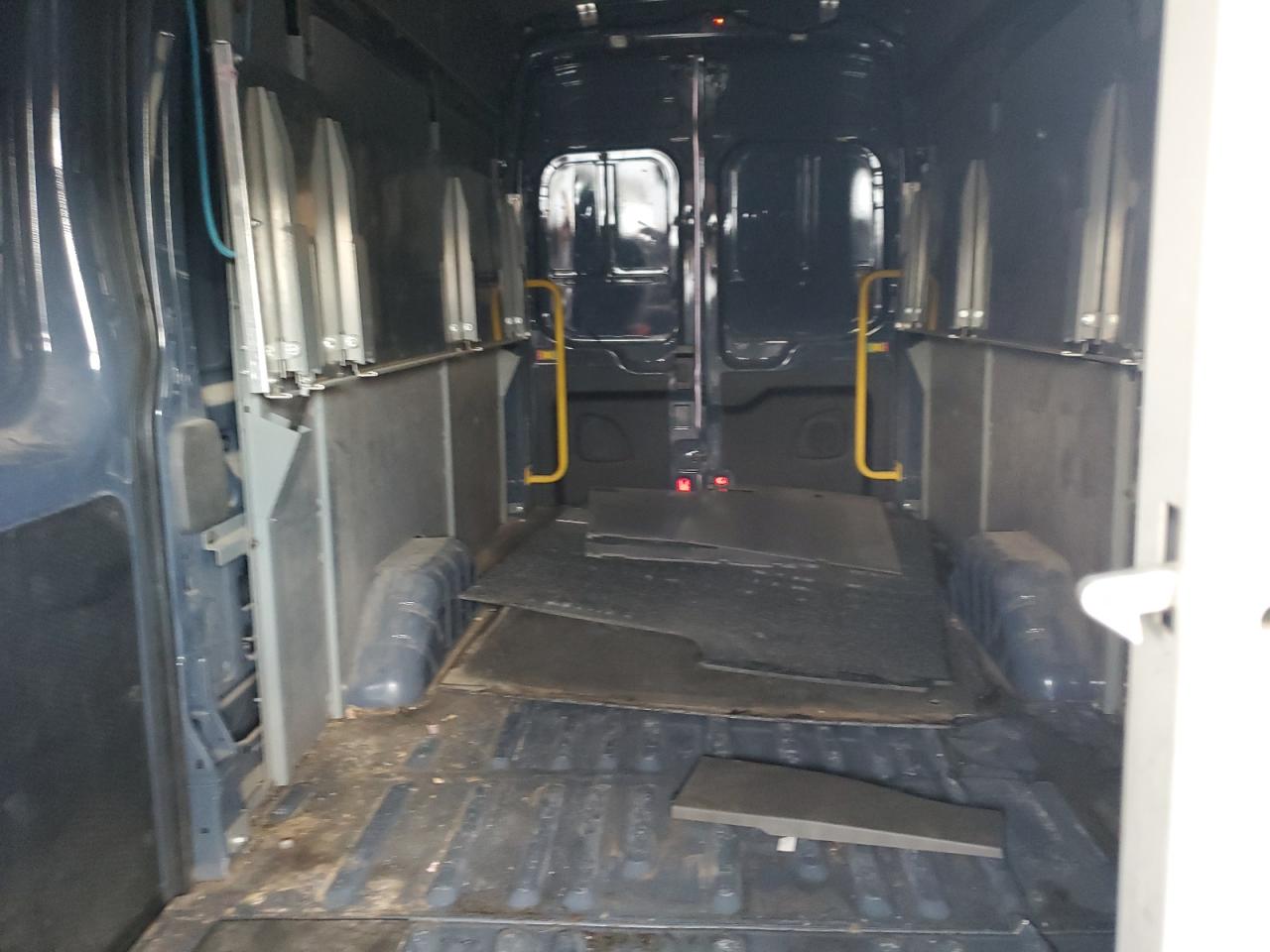 2020 Ford Transit T-250 VIN: 1FTBR3X82LKA56414 Lot: 68759925