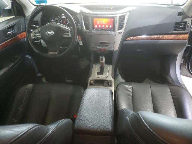 Sedans SUBARU LEGACY 2012 Srebrny