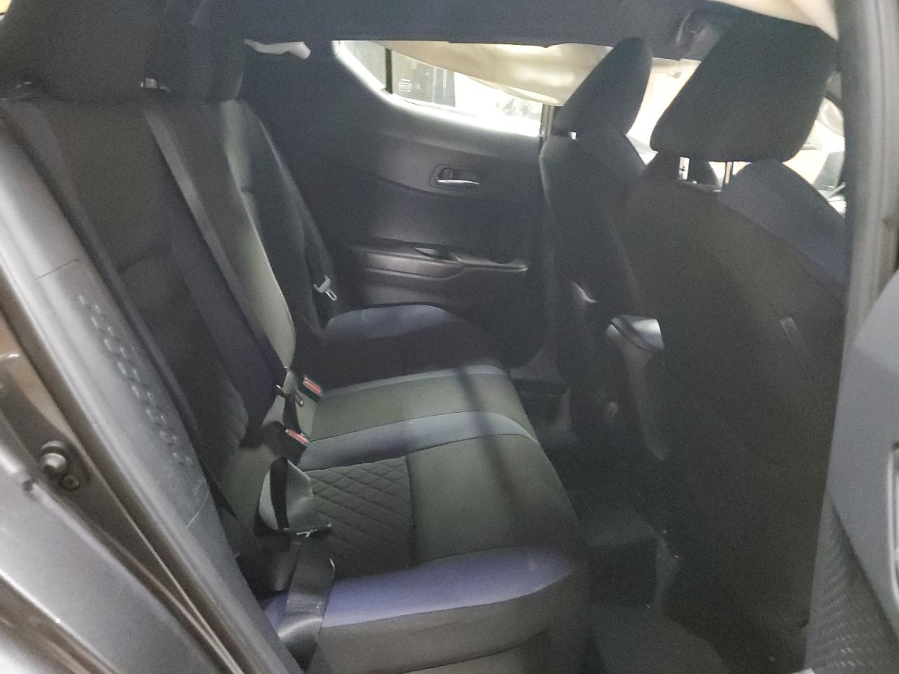 2020 Toyota C-Hr Xle VIN: JTNKHMBX9L1083182 Lot: 68640855