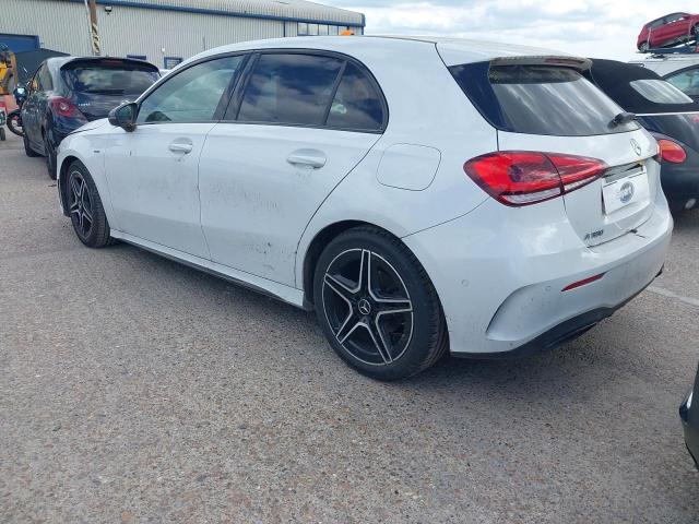 2021 MERCEDES BENZ A 180 AMG
