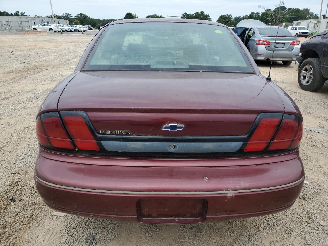 2001 Chevrolet Lumina VIN: 2G1WL52J011254665 Lot: 96814875