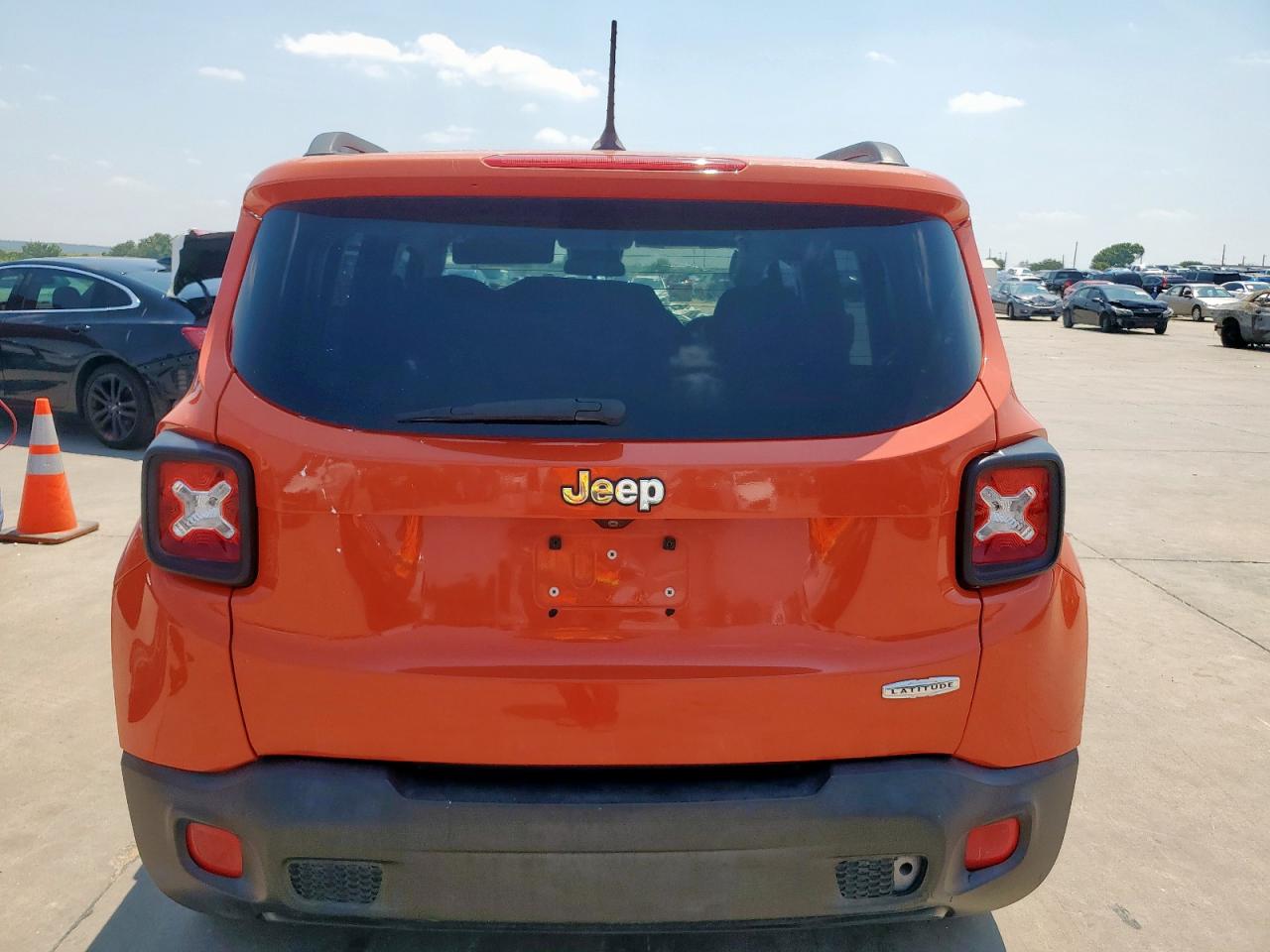 2015 Jeep Renegade Latitude VIN: ZACCJABT8FPC22831 Lot: 66353495