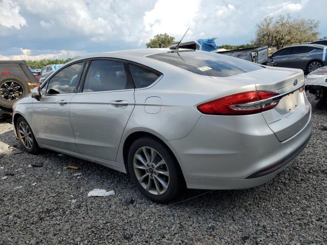  FORD FUSION 2017 Серебристый