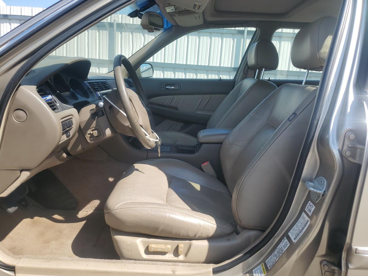 2002 Acura 3.5Rl VIN: JH4KA96612C002412 Lot: 70684725